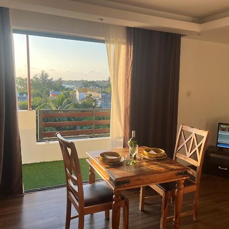 Le Binome Aparthotel Гранд Байе Екстериор снимка