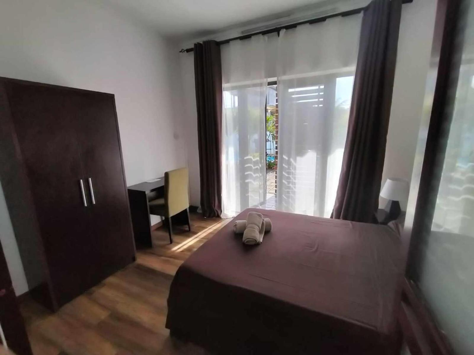Le Binome Aparthotel Гранд Байе Екстериор снимка