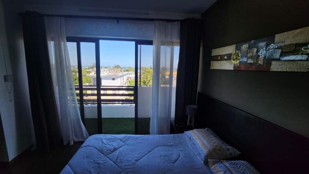 Le Binome Aparthotel Гранд Байе Екстериор снимка