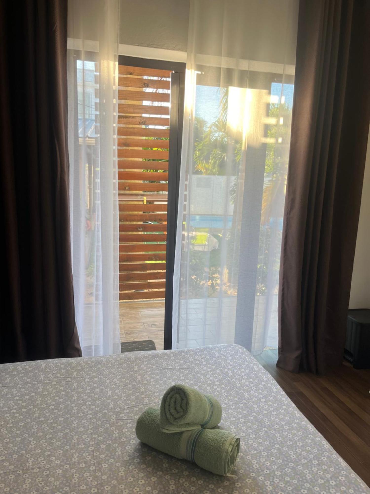 Le Binome Aparthotel Гранд Байе Екстериор снимка